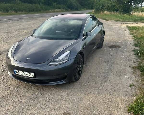 Сірий Тесла Модель 3, об'ємом двигуна 0 л та пробігом 143 тис. км за 15400 $, фото 3 на Automoto.ua
