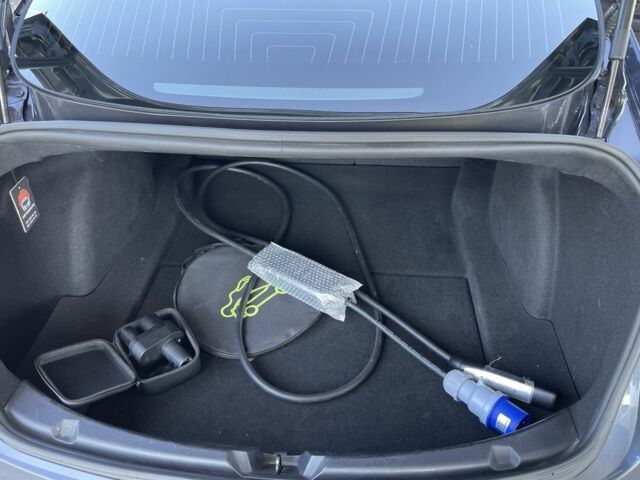 Сірий Тесла Модель 3, об'ємом двигуна 0 л та пробігом 150 тис. км за 17999 $, фото 13 на Automoto.ua