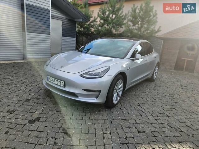 Сірий Тесла Модель 3, об'ємом двигуна 0 л та пробігом 102 тис. км за 18000 $, фото 6 на Automoto.ua