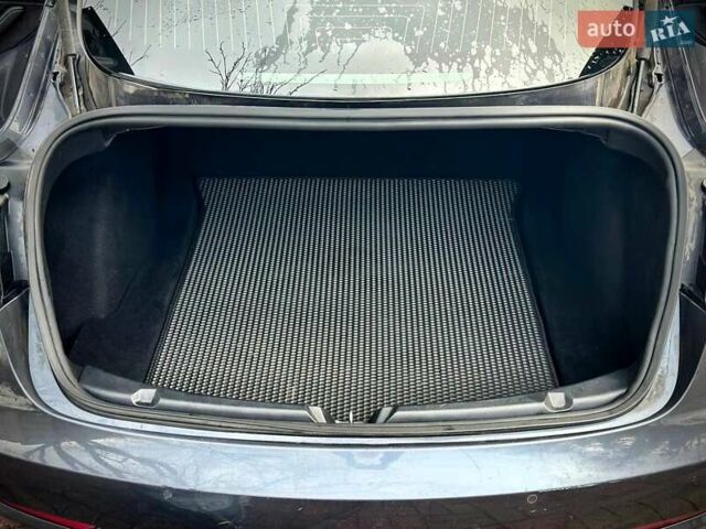 Серый Тесла Модель 3, объемом двигателя 0 л и пробегом 285 тыс. км за 14000 $, фото 4 на Automoto.ua