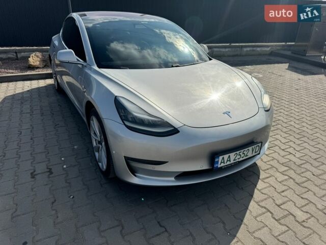 Сірий Тесла Модель 3, об'ємом двигуна 0 л та пробігом 99 тис. км за 16400 $, фото 9 на Automoto.ua