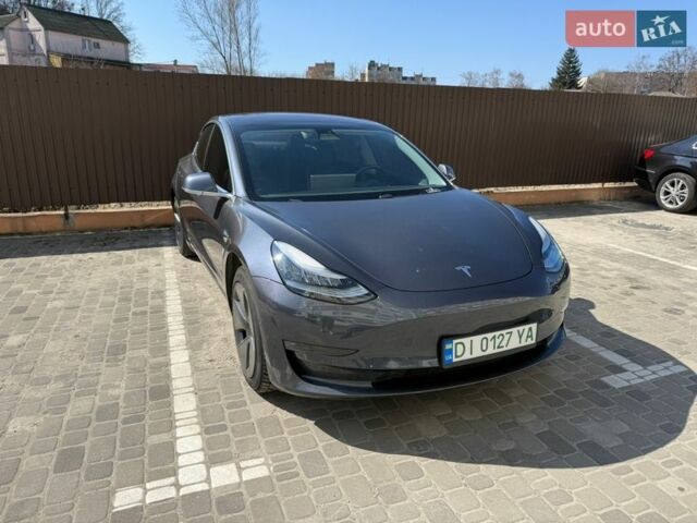 Сірий Тесла Модель 3, об'ємом двигуна 0 л та пробігом 99 тис. км за 18500 $, фото 1 на Automoto.ua