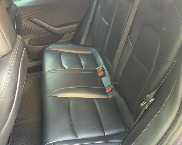 Серый Тесла Модель 3, объемом двигателя 0 л и пробегом 80 тыс. км за 21000 $, фото 30 на Automoto.ua