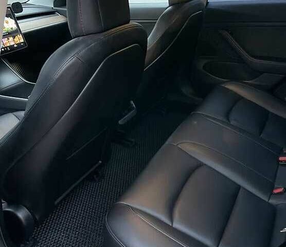 Серый Тесла Модель 3, объемом двигателя 0 л и пробегом 121 тыс. км за 11900 $, фото 13 на Automoto.ua