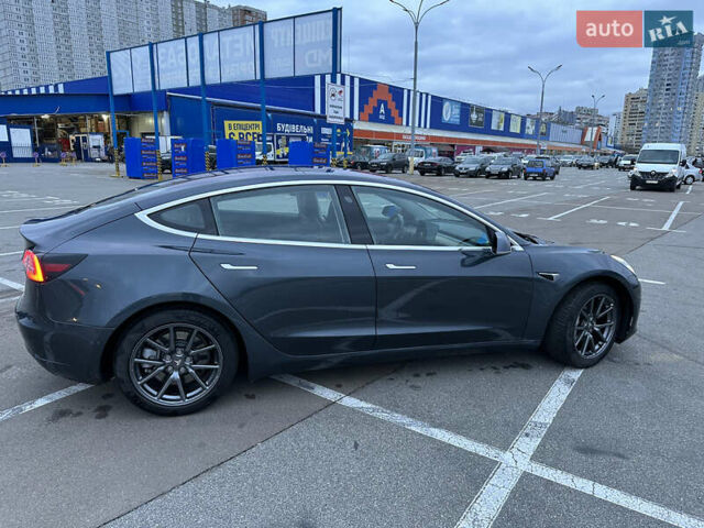 Сірий Тесла Модель 3, об'ємом двигуна 0 л та пробігом 82 тис. км за 15999 $, фото 10 на Automoto.ua