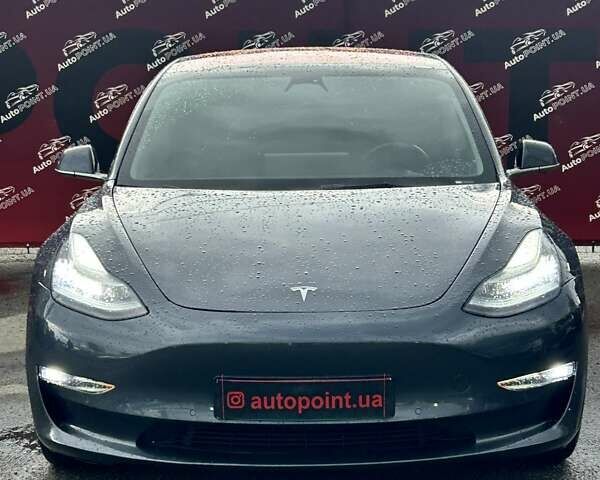 Сірий Тесла Модель 3, об'ємом двигуна 0 л та пробігом 114 тис. км за 19500 $, фото 1 на Automoto.ua
