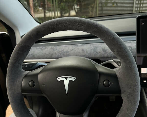Сірий Тесла Модель 3, об'ємом двигуна 0 л та пробігом 109 тис. км за 16900 $, фото 13 на Automoto.ua