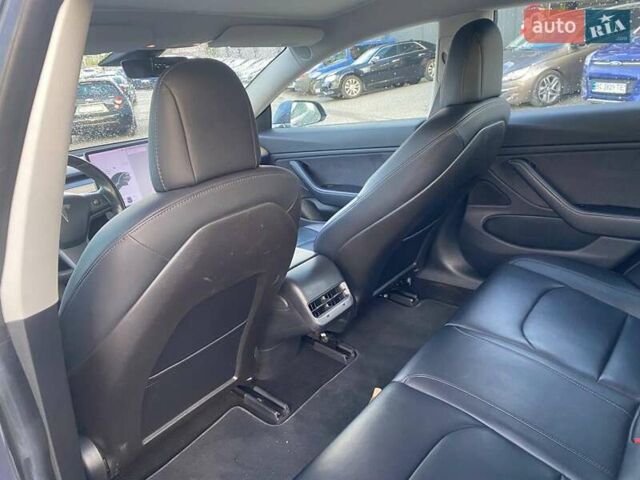 Сірий Тесла Модель 3, об'ємом двигуна 0 л та пробігом 126 тис. км за 14990 $, фото 17 на Automoto.ua