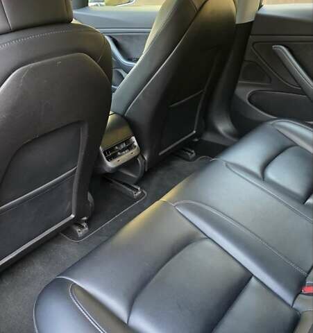 Сірий Тесла Модель 3, об'ємом двигуна 0 л та пробігом 84 тис. км за 17500 $, фото 39 на Automoto.ua