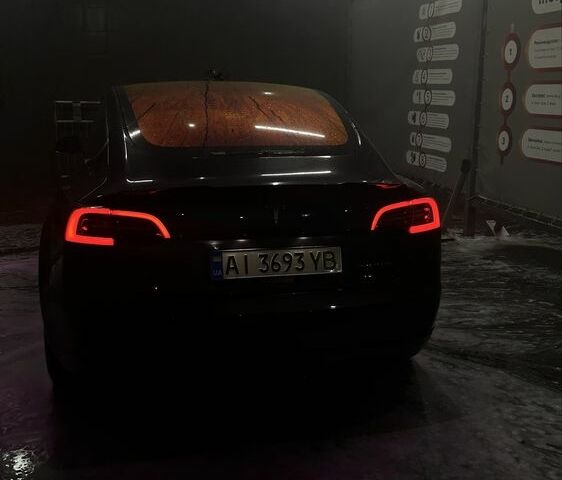 Сірий Тесла Модель 3, об'ємом двигуна 0 л та пробігом 127 тис. км за 18000 $, фото 4 на Automoto.ua