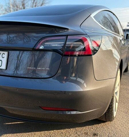 Сірий Тесла Модель 3, об'ємом двигуна 0 л та пробігом 165 тис. км за 20000 $, фото 42 на Automoto.ua