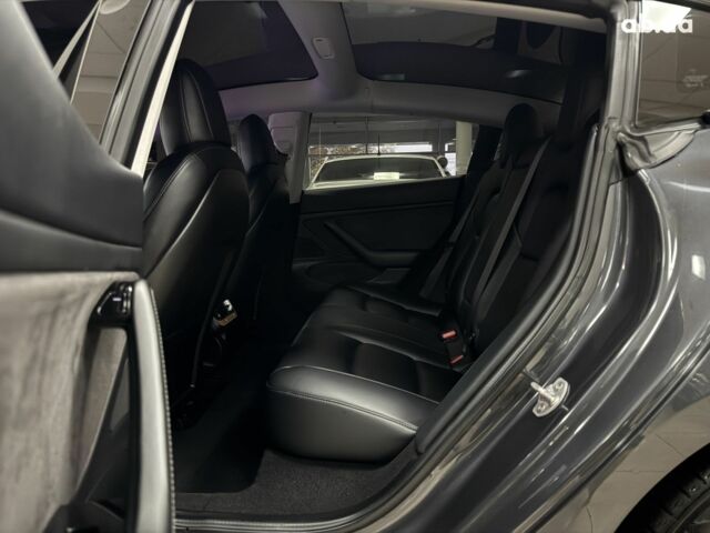 Сірий Тесла Модель 3, об'ємом двигуна 0 л та пробігом 76 тис. км за 19900 $, фото 3 на Automoto.ua