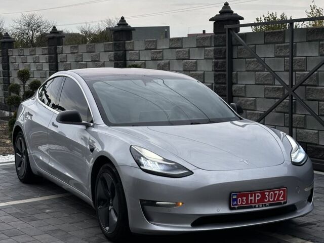 Сірий Тесла Модель 3, об'ємом двигуна 0 л та пробігом 199 тис. км за 15499 $, фото 2 на Automoto.ua