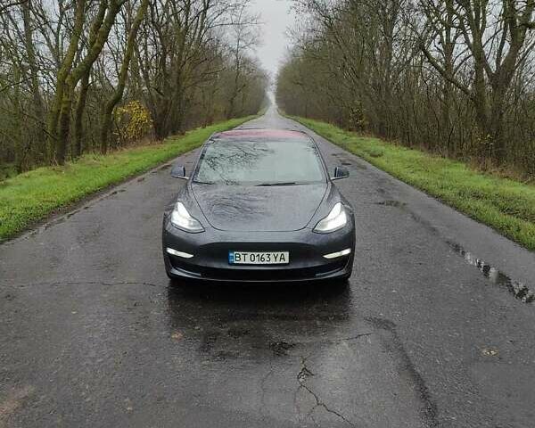 Серый Тесла Модель 3, объемом двигателя 0 л и пробегом 144 тыс. км за 16500 $, фото 6 на Automoto.ua