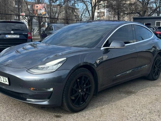 Сірий Тесла Модель 3, об'ємом двигуна 0 л та пробігом 207 тис. км за 17000 $, фото 3 на Automoto.ua