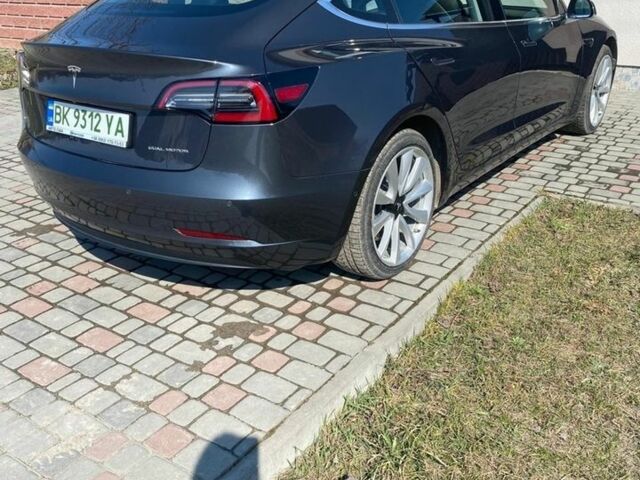 Сірий Тесла Модель 3, об'ємом двигуна 0 л та пробігом 93 тис. км за 19850 $, фото 3 на Automoto.ua