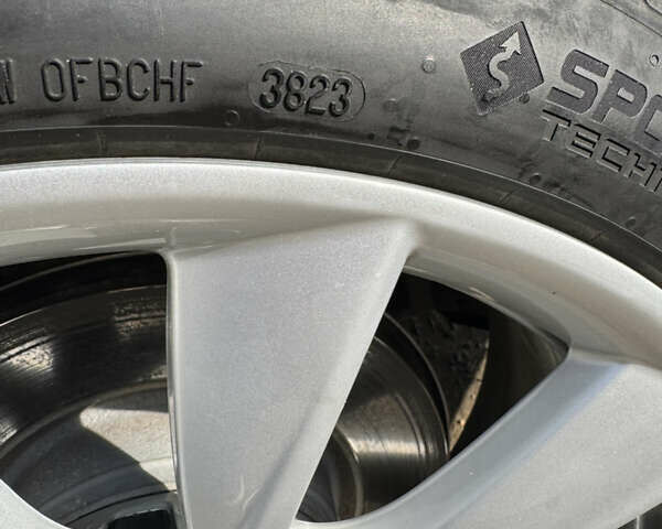 Серый Тесла Модель 3, объемом двигателя 0 л и пробегом 84 тыс. км за 17400 $, фото 60 на Automoto.ua