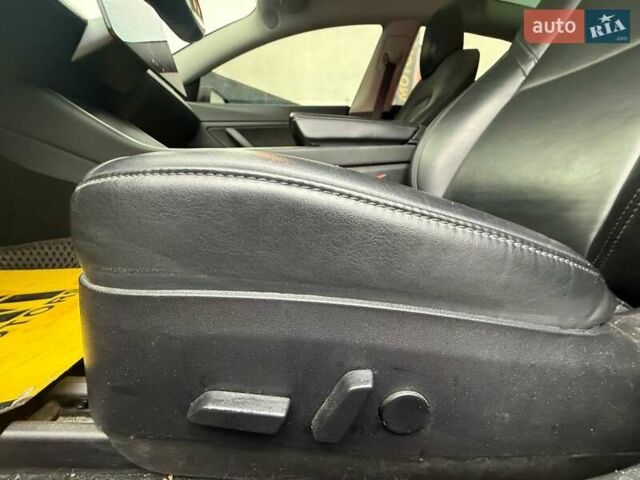 Серый Тесла Модель 3, объемом двигателя 0 л и пробегом 162 тыс. км за 13999 $, фото 62 на Automoto.ua