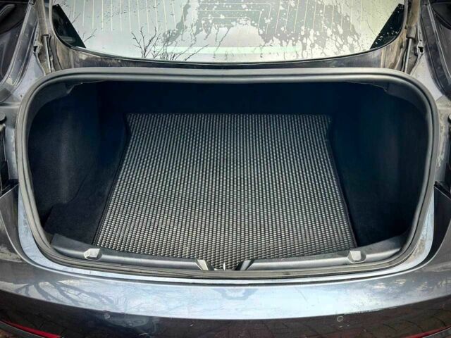 Серый Тесла Модель 3, объемом двигателя 0 л и пробегом 285 тыс. км за 14000 $, фото 10 на Automoto.ua