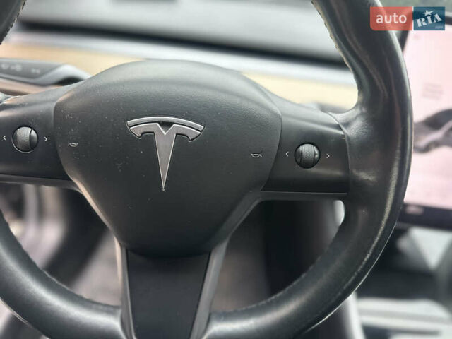 Сірий Тесла Модель 3, об'ємом двигуна 0 л та пробігом 150 тис. км за 13999 $, фото 10 на Automoto.ua