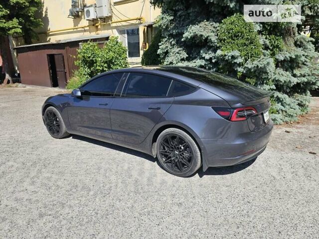 Серый Тесла Модель 3, объемом двигателя 0 л и пробегом 119 тыс. км за 18500 $, фото 12 на Automoto.ua