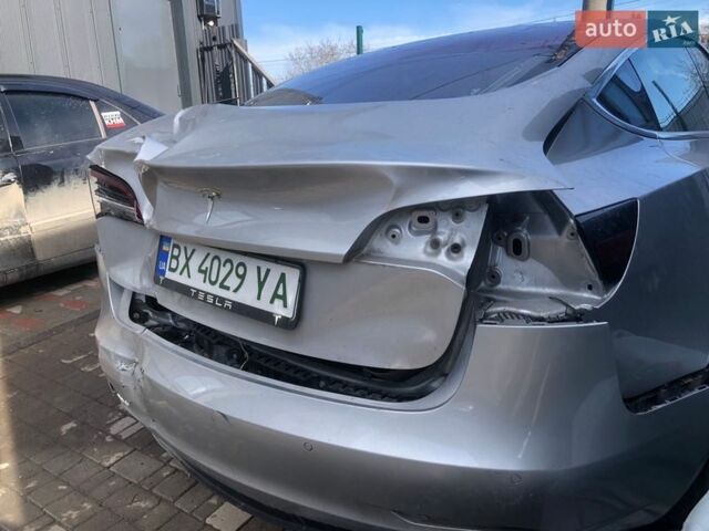 Сірий Тесла Модель 3, об'ємом двигуна 0 л та пробігом 100 тис. км за 6500 $, фото 5 на Automoto.ua