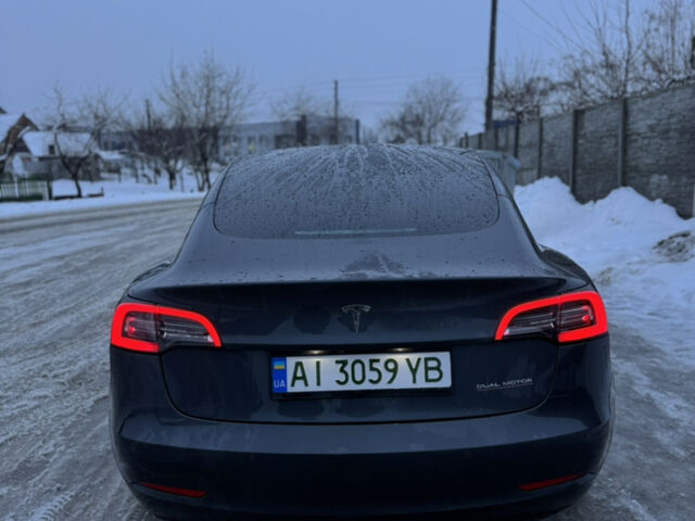 Сірий Тесла Модель 3, об'ємом двигуна 0 л та пробігом 98 тис. км за 13500 $, фото 1 на Automoto.ua