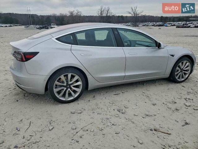 Серый Тесла Модель 3, объемом двигателя 0 л и пробегом 86 тыс. км за 11015 $, фото 3 на Automoto.ua