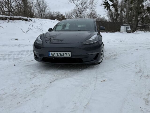 Серый Тесла Модель 3, объемом двигателя 0 л и пробегом 115 тыс. км за 16000 $, фото 2 на Automoto.ua
