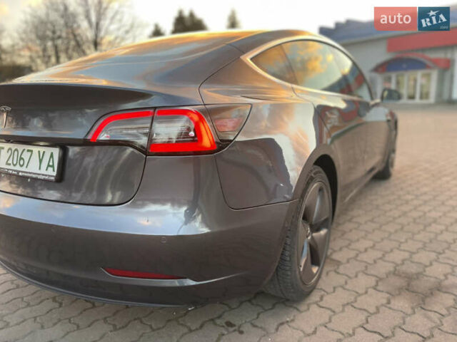 Сірий Тесла Модель 3, об'ємом двигуна 0 л та пробігом 122 тис. км за 17500 $, фото 8 на Automoto.ua