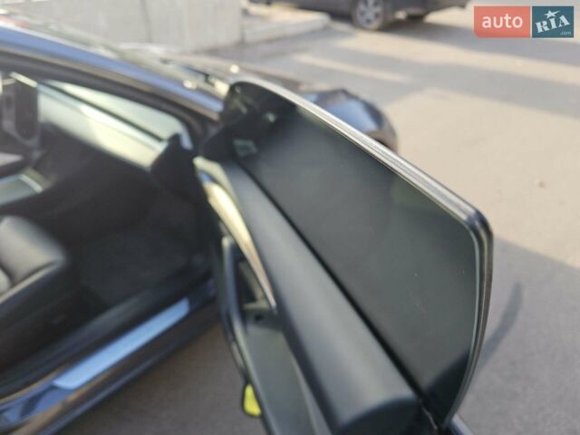 Серый Тесла Модель 3, объемом двигателя 0 л и пробегом 97 тыс. км за 19900 $, фото 10 на Automoto.ua
