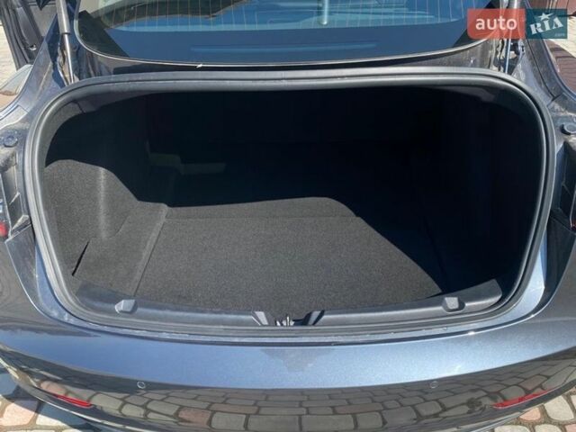 Сірий Тесла Модель 3, об'ємом двигуна 0 л та пробігом 93 тис. км за 19850 $, фото 5 на Automoto.ua