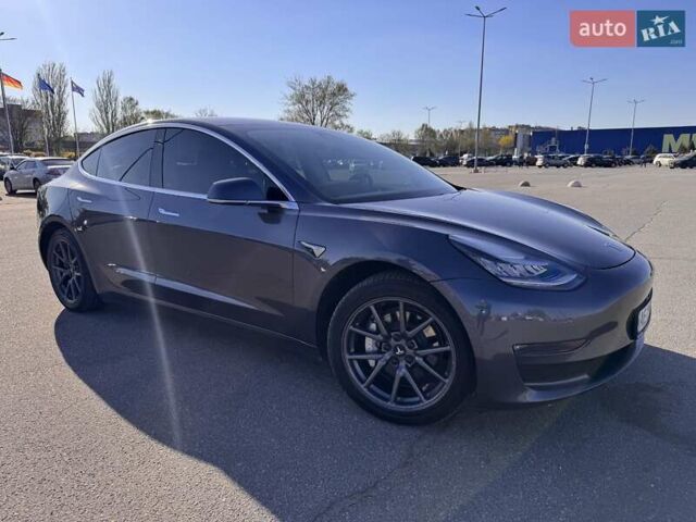 Серый Тесла Модель 3, объемом двигателя 0 л и пробегом 112 тыс. км за 18699 $, фото 23 на Automoto.ua