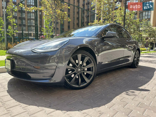 Серый Тесла Модель 3, объемом двигателя 0 л и пробегом 90 тыс. км за 17600 $, фото 1 на Automoto.ua