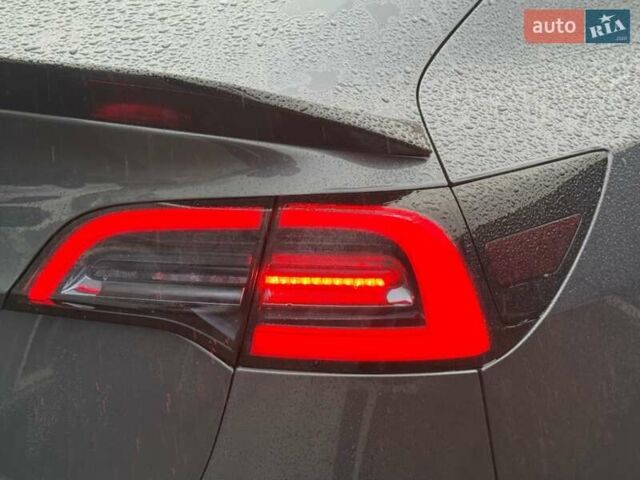 Серый Тесла Модель 3, объемом двигателя 0 л и пробегом 162 тыс. км за 13999 $, фото 24 на Automoto.ua