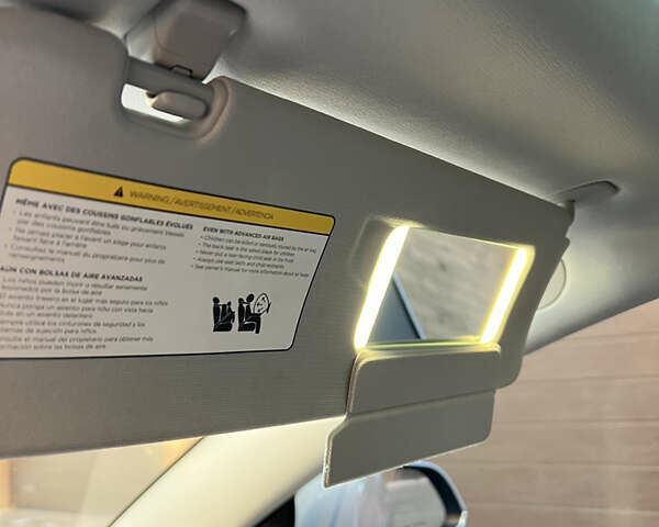 Сірий Тесла Модель 3, об'ємом двигуна 0 л та пробігом 215 тис. км за 15900 $, фото 9 на Automoto.ua