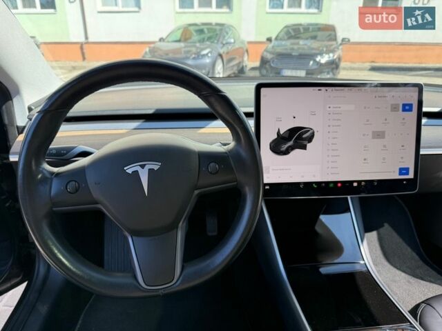 Сірий Тесла Модель 3, об'ємом двигуна 0 л та пробігом 99 тис. км за 18500 $, фото 12 на Automoto.ua