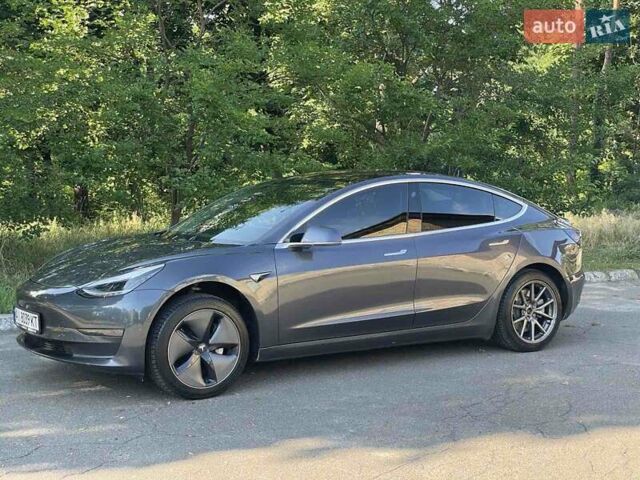 Серый Тесла Модель 3, объемом двигателя 0 л и пробегом 94 тыс. км за 18000 $, фото 10 на Automoto.ua