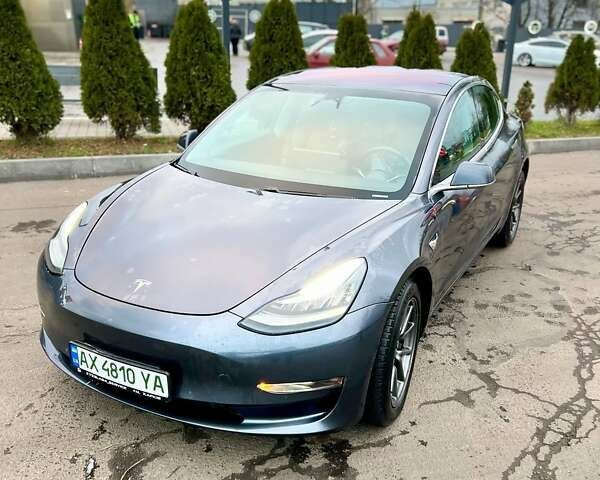 Серый Тесла Модель 3, объемом двигателя 0 л и пробегом 99 тыс. км за 17950 $, фото 2 на Automoto.ua