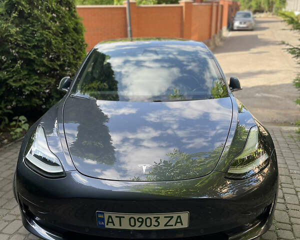 Серый Тесла Модель 3, объемом двигателя 0 л и пробегом 80 тыс. км за 21000 $, фото 23 на Automoto.ua