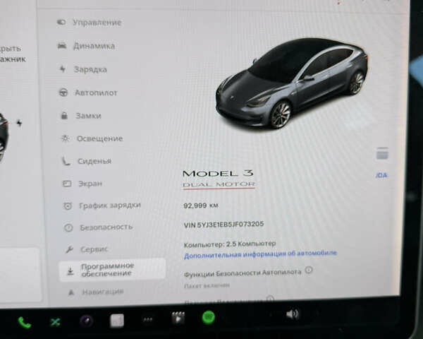 Серый Тесла Модель 3, объемом двигателя 0 л и пробегом 93 тыс. км за 18000 $, фото 8 на Automoto.ua