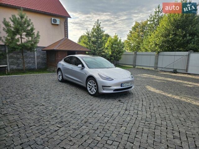 Серый Тесла Модель 3, объемом двигателя 0 л и пробегом 102 тыс. км за 17500 $, фото 4 на Automoto.ua