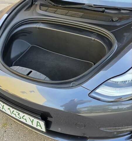 Сірий Тесла Модель 3, об'ємом двигуна 0 л та пробігом 84 тис. км за 17500 $, фото 29 на Automoto.ua