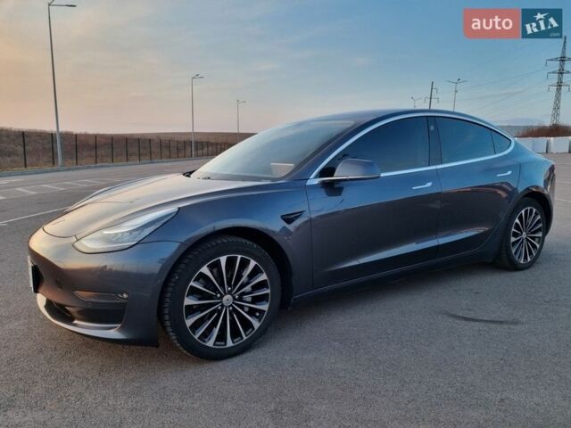 Серый Тесла Модель 3, объемом двигателя 0 л и пробегом 128 тыс. км за 16500 $, фото 5 на Automoto.ua