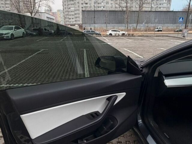 Сірий Тесла Модель 3, об'ємом двигуна 0 л та пробігом 166 тис. км за 17700 $, фото 16 на Automoto.ua