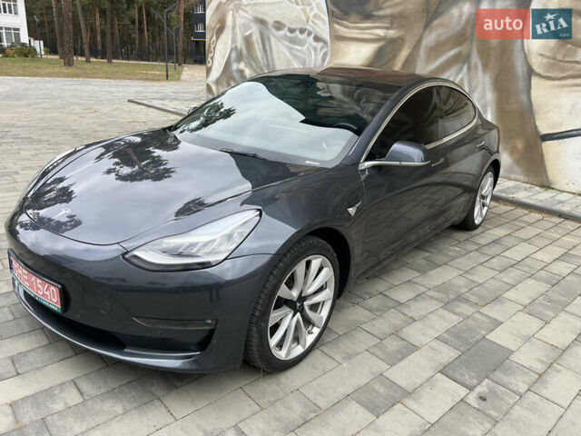 Сірий Тесла Модель 3, об'ємом двигуна 0 л та пробігом 115 тис. км за 18200 $, фото 7 на Automoto.ua