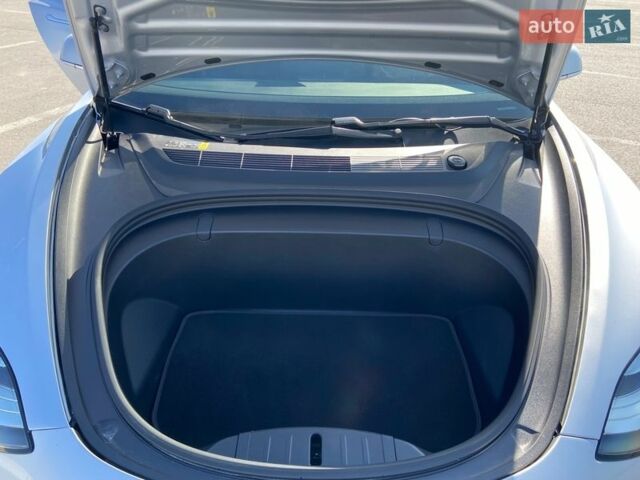 Серый Тесла Модель 3, объемом двигателя 0 л и пробегом 157 тыс. км за 17200 $, фото 9 на Automoto.ua