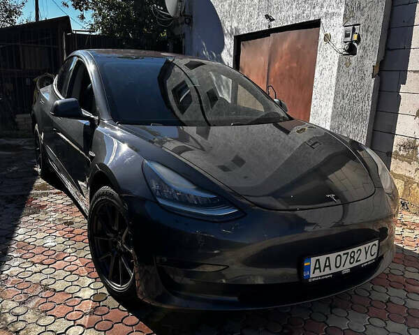 Сірий Тесла Модель 3, об'ємом двигуна 0 л та пробігом 230 тис. км за 14999 $, фото 1 на Automoto.ua