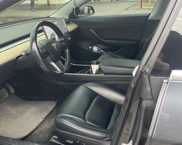 Сірий Тесла Модель 3, об'ємом двигуна 0 л та пробігом 84 тис. км за 18000 $, фото 7 на Automoto.ua