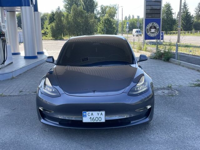 Сірий Тесла Модель 3, об'ємом двигуна 0 л та пробігом 150 тис. км за 17999 $, фото 1 на Automoto.ua